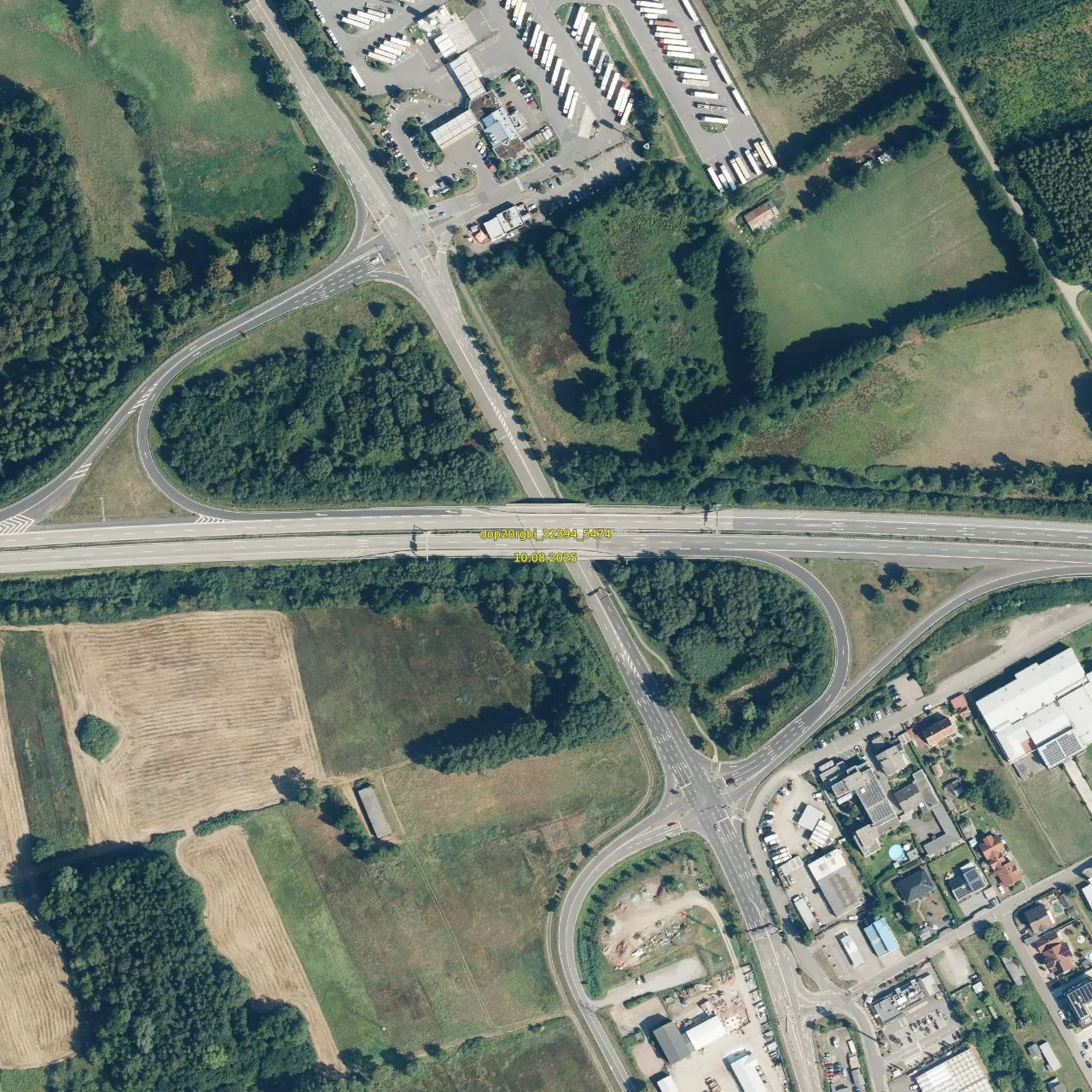 Luftbild (Orthofoto) des LKW-Parkplatzes Shell Autohof Ramstein aus dem Jahr 2025