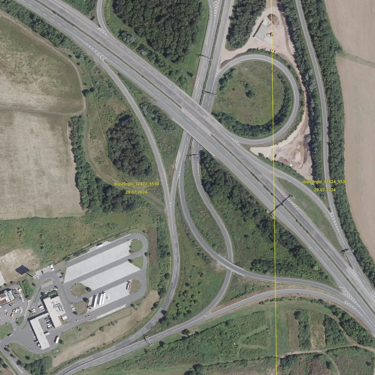 Luftbild (Orthofoto) des LKW-Parkplatzes ARAL Autohof Nahetal aus dem Jahr 2024