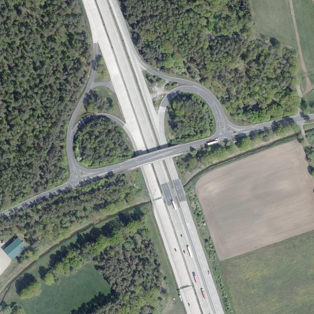 Aerial photo (orthophoto) of truck parking Shell Autohof Mellendorf from 2025