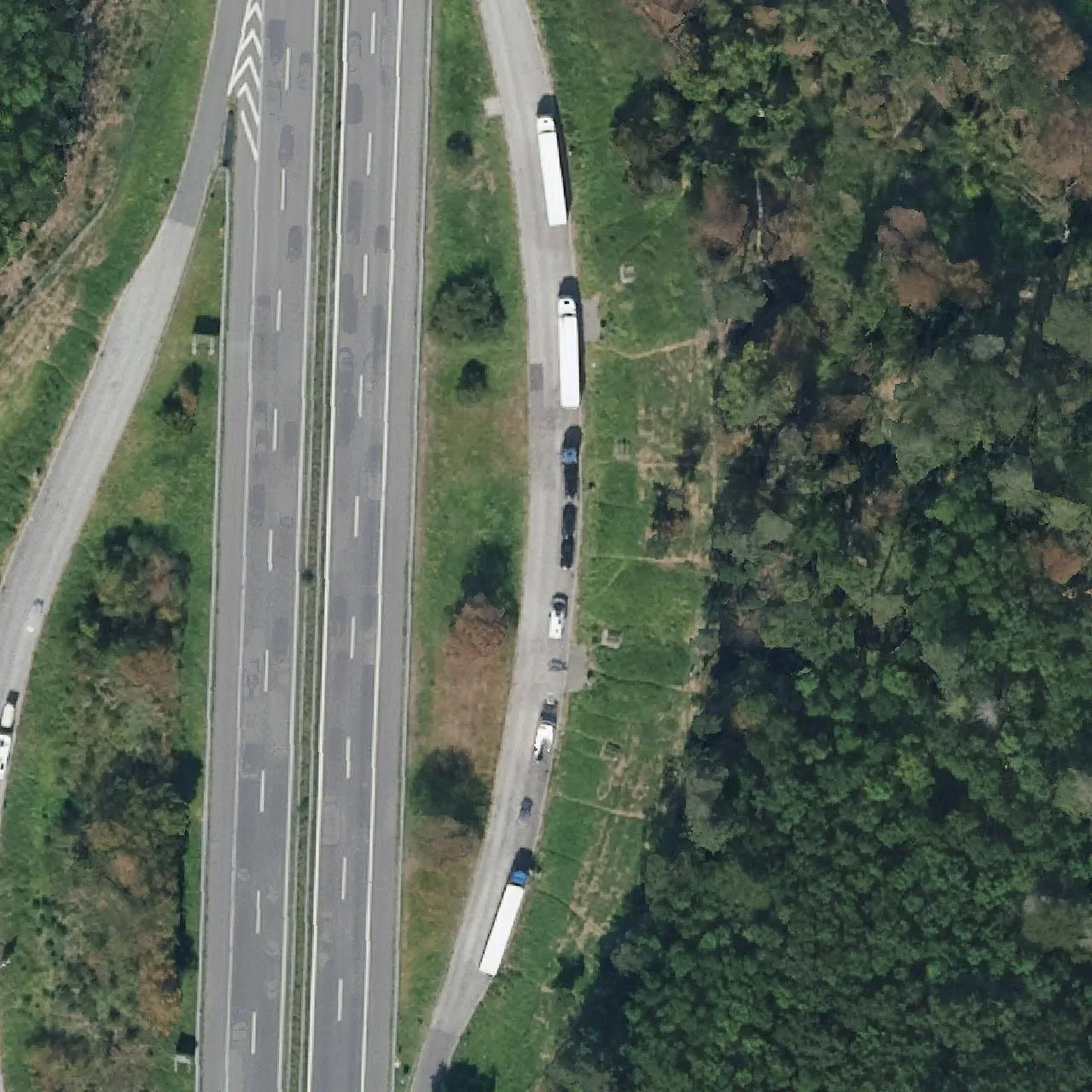 Luftbild (Orthofoto) des LKW-Parkplatzes Bandholz aus dem Jahr 2023