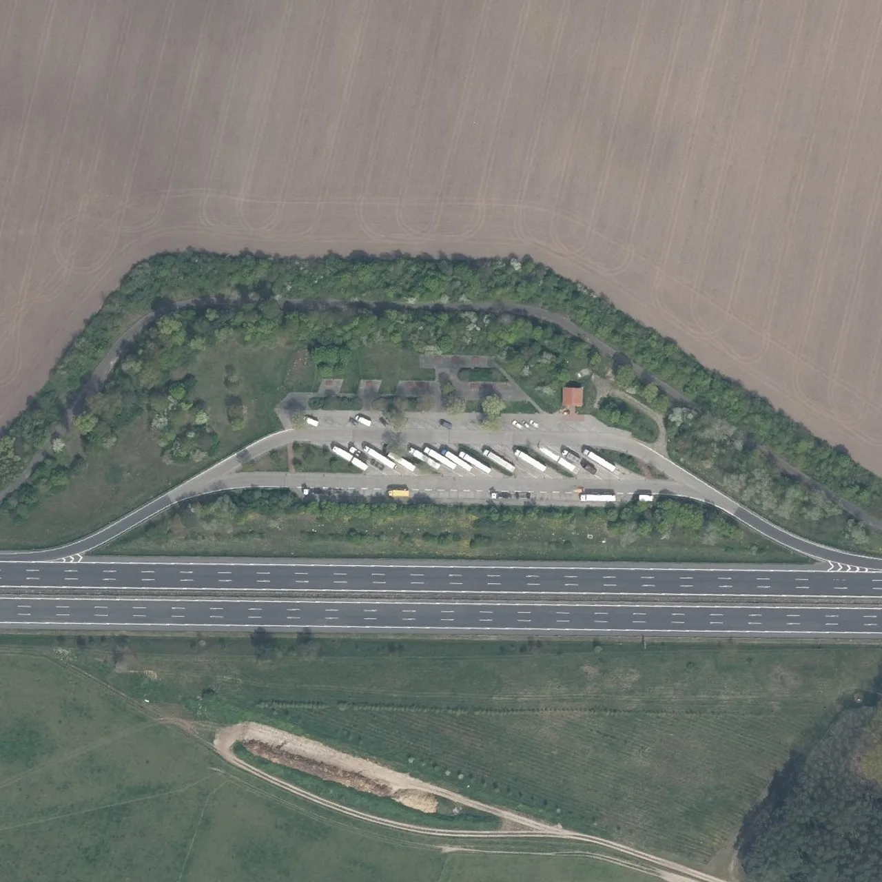 Aerial photo (orthophoto) of truck parking Jühnsdorfer Heide from 2023