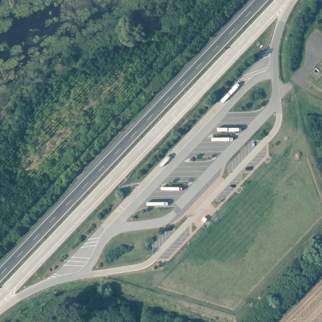 Aerial photo (orthophoto) of truck parking Rathsburgseen Süd from 2025