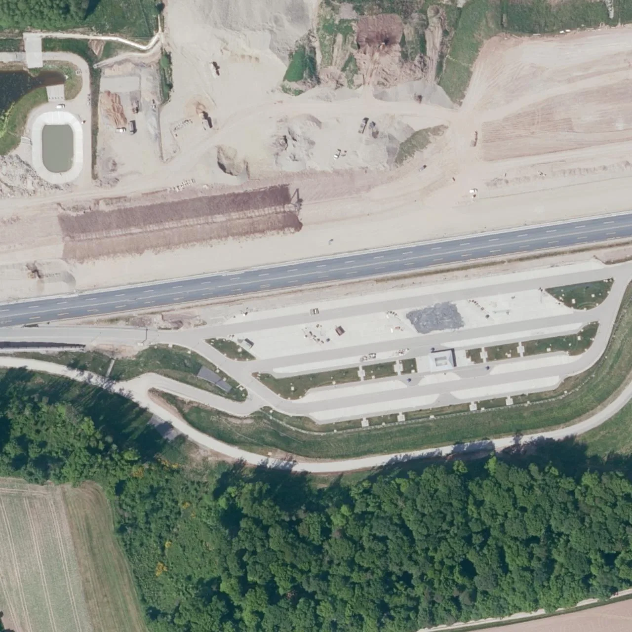 Aerial photo (orthophoto) of truck parking Dreifrankenstein Süd from 2025