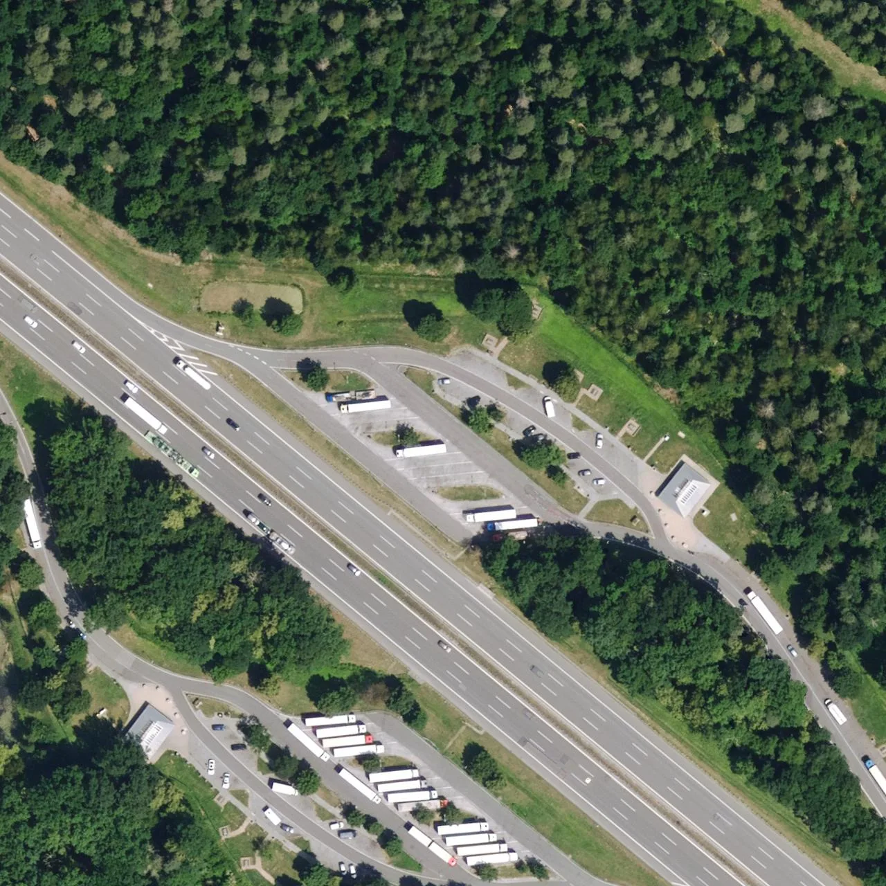 Aerial photo (orthophoto) of truck parking Weißer Graben Nord from 2025