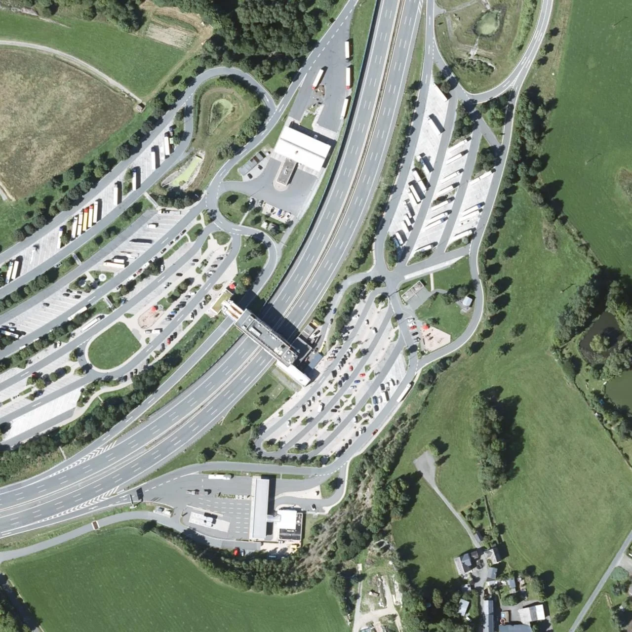 Aerial photo (orthophoto) of truck parking Frankenwald Ost from 2025