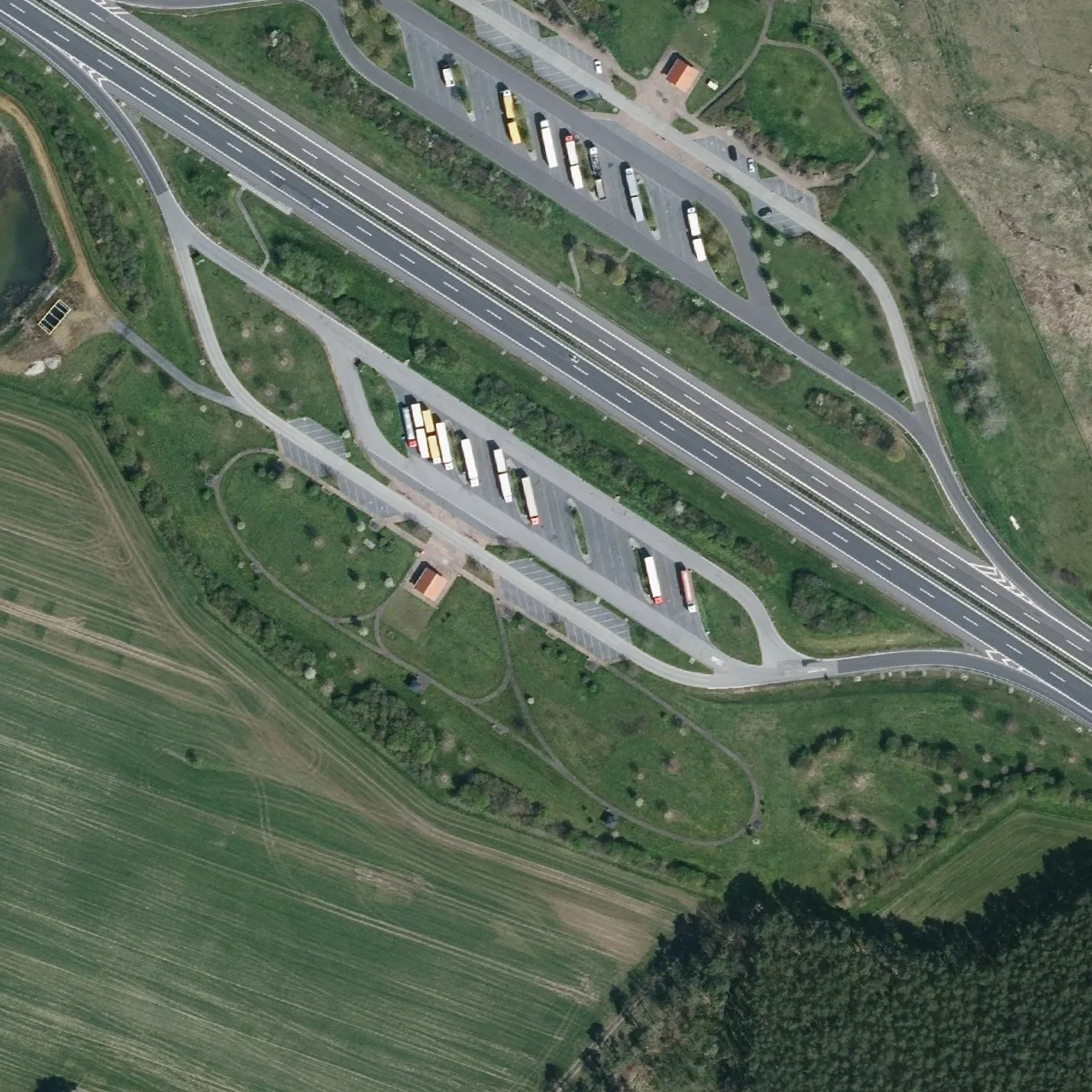 Aerial photo (orthophoto) of truck parking Eichower Fließ from 2023