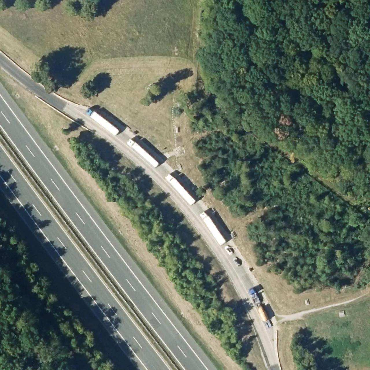 Aerial photo (orthophoto) of truck parking Brebersdorf Ost from 2023
